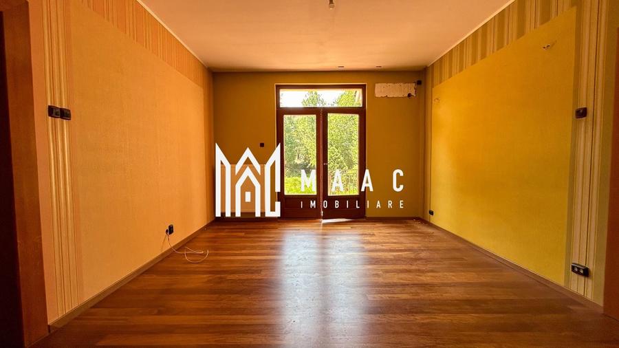 Casă individuală cu 5 camere cu Canalizare în Trei Stejari