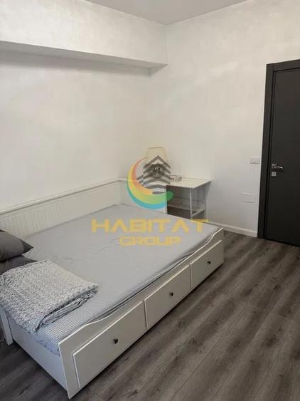 Apartament cu 3 camere decomandat, mobilat în Metalurgiei