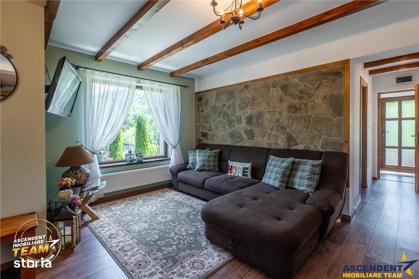 Casă cu 4 camere cu Teren 1600 Mp în Crasna