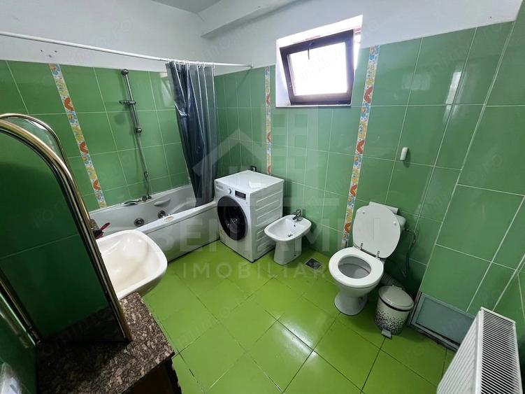 Apartament cu 3 camere semidecomandat în Brestei