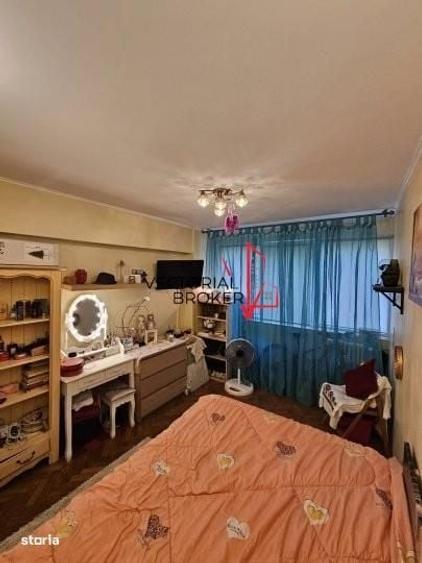 Apartament cu 3 camere decomandat în Basarabia
