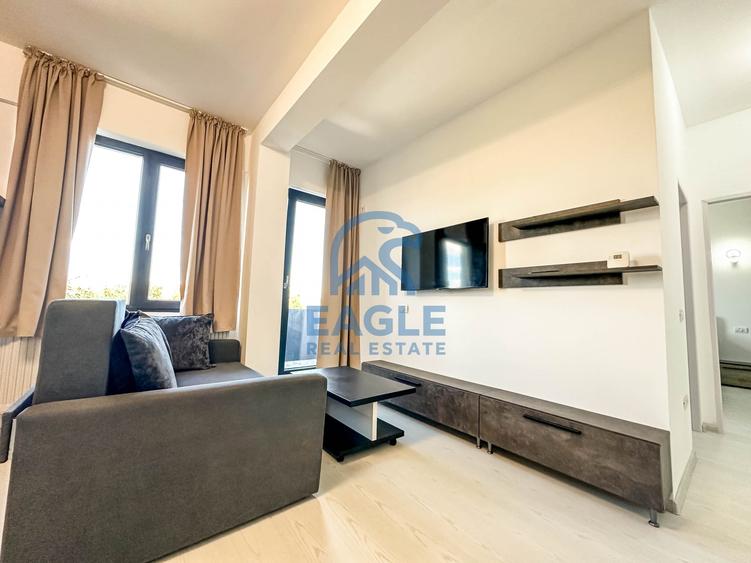 Apartament cu 2 camere nedecomandat, mobilat în Lazu