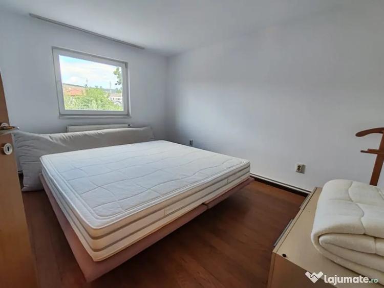 Casă cu 4 camere cu Teren 246 Mp în Florești