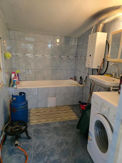 Casă cu 4 camere în Băneasa
