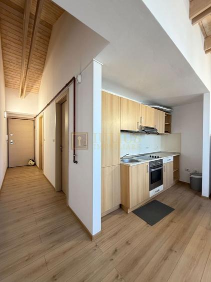 Garsonieră decomandată în Complex Studențesc