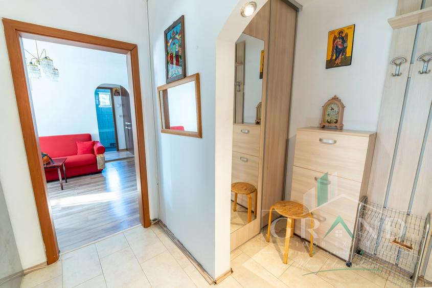Apartament cu 3 camere semidecomandat, mobilat în Mănăștur