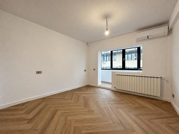 Apartament cu 3 camere decomandat în Beller