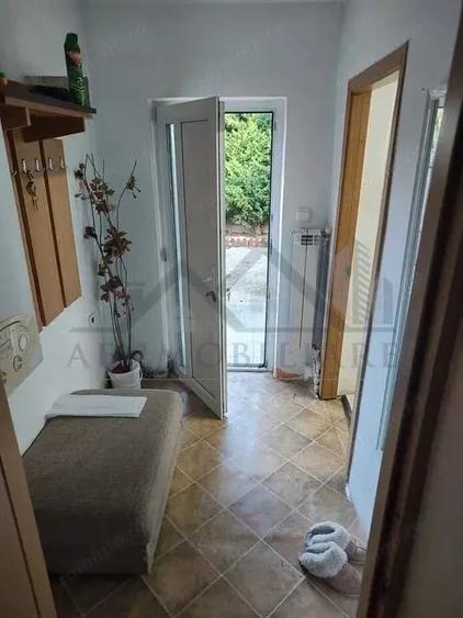 Casă cu 2 camere cu Teren 163 Mp în Filiași