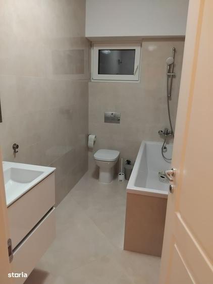 Apartament cu 3 camere în Tătărași