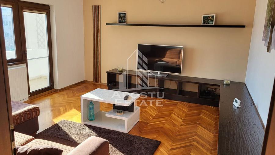 Apartament cu 3 camere decomandat, mobilat în Micălaca