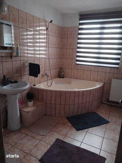 Casă cu 3 camere cu Teren 150 Mp în Ștrand