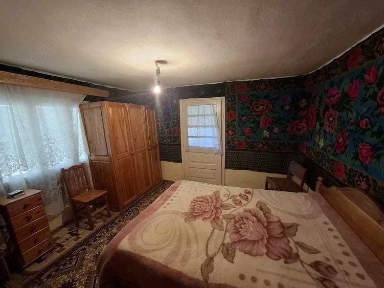 CASA DE VANZARE IN CENTRUL COMUNEI SOVEJA, ideala pentru locuire sau casa de vacan?a - 9