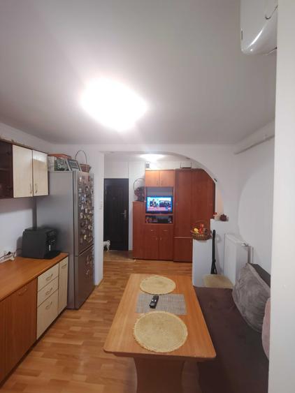 Apartament cu 2 camere decomandat în Sebastian