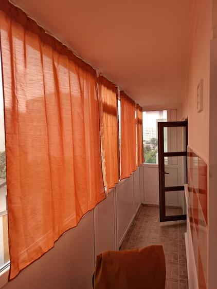 Apartament cu 2 camere semidecomandat în Titan