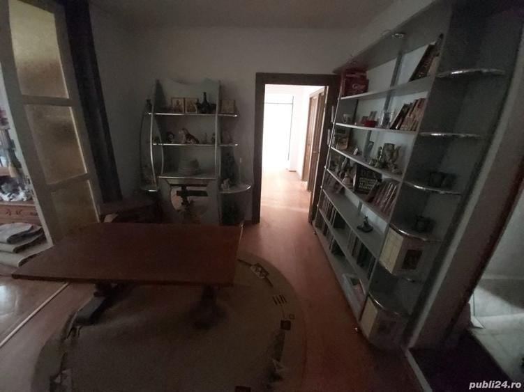 Apartament cu 3 camere decomandat în Dacia