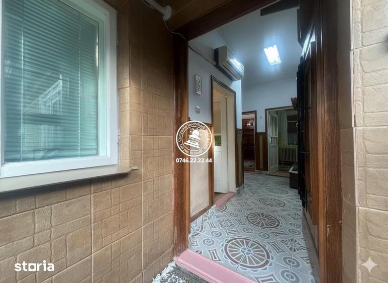 Casă cu 4 camere cu Teren 250 Mp în Nicolina