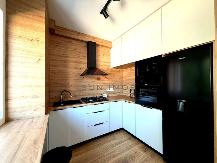 Apartament cu 3 camere, mobilat în Central