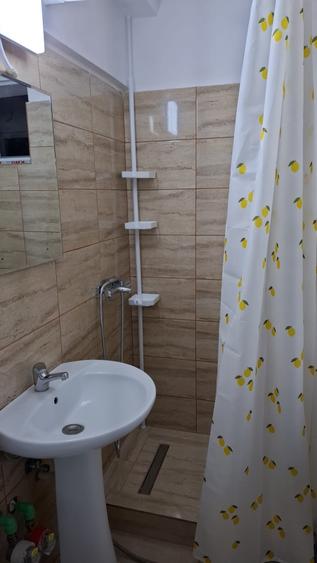 Apartament cu 2 camere semidecomandat în Dristor
