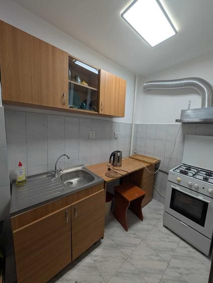 Garsoniera Tatarasi 3 min. de tramvai, complet utilata - 3