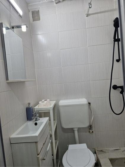 Garsonieră semidecomandată în Brâncoveanu