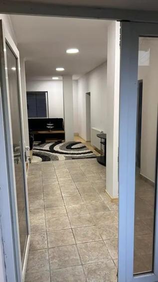 Casă cu 3 camere în Torontalului