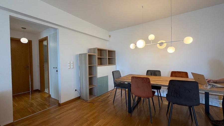Apartament cu 3 camere, mobilat în Sisești