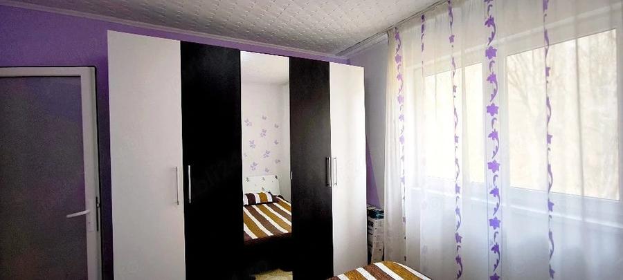 Apartament cu 2 camere decomandat în Calea București