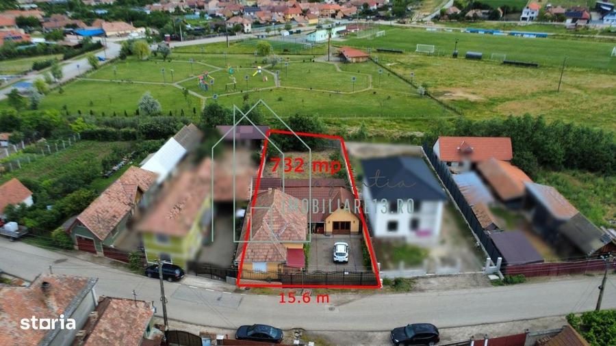 Casă cu 4 camere cu Teren 732 Mp în Central
