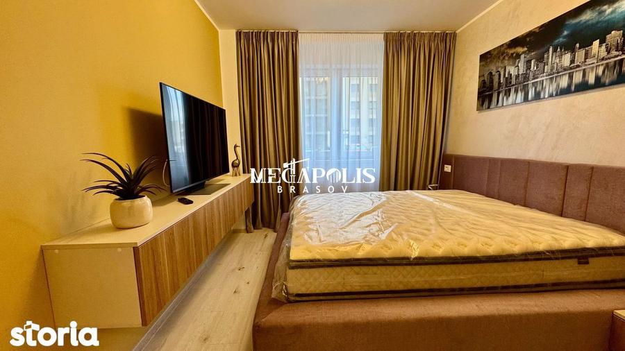 Apartament cu 2 camere decomandat în Tractorul
