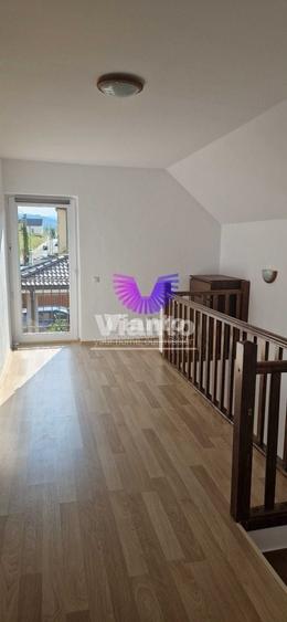Casă individuală cu 3 camere cu Canalizare în Valea Aurie