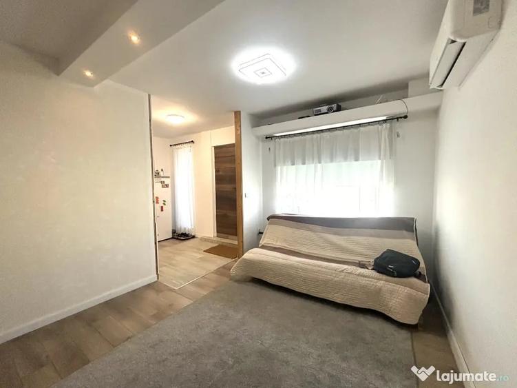 Casă cu 7 camere în Livada de Bihor
