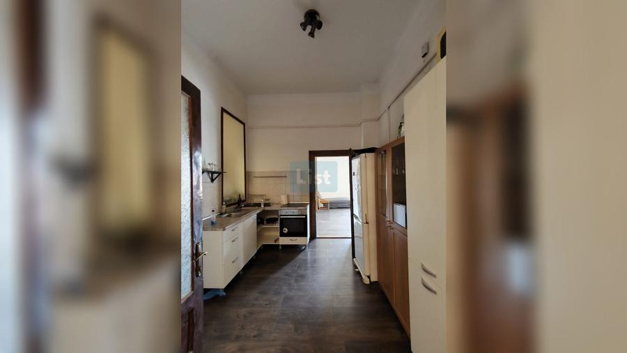Apartament cu 4 camere semidecomandat în Ultracentral