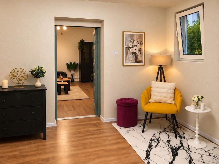 Apartament cu 2 camere semidecomandat, mobilat în Polonă