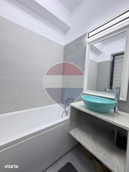 Casă cu 4 camere cu Teren 227 Mp în Ulmi