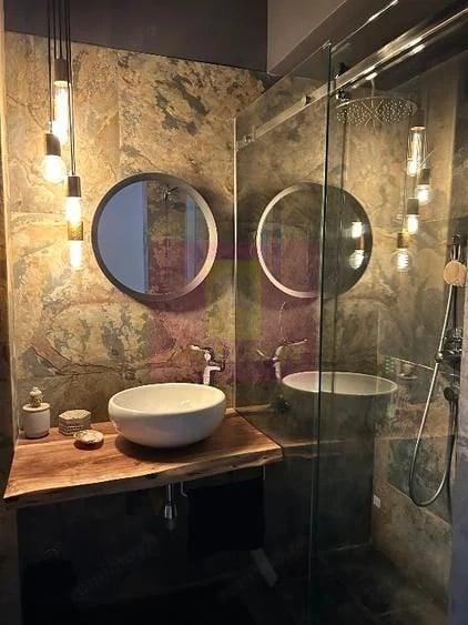 Apartament cu 3 camere decomandat în Tei