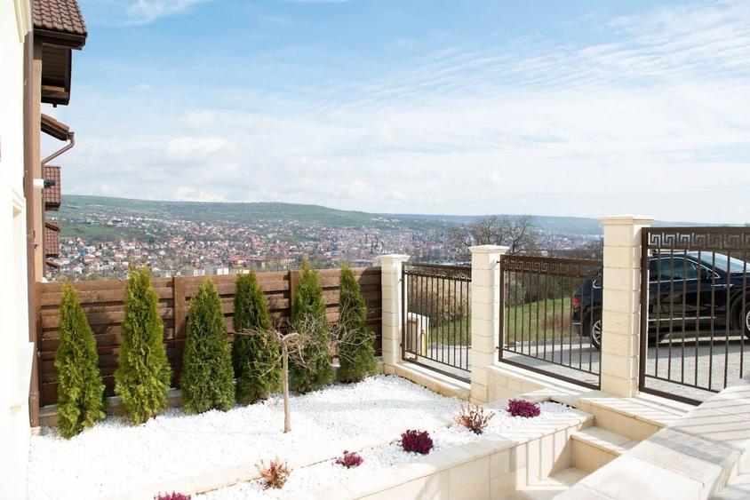 Casă cu 4 camere cu Teren 500 Mp în Iris