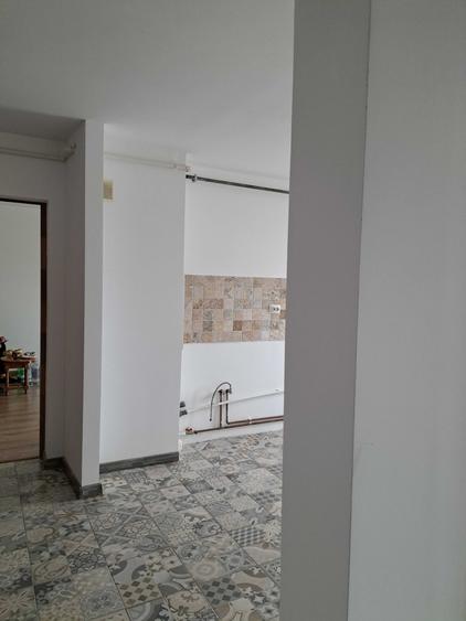 apartament 2 camere Targoviste ultracentral - 6