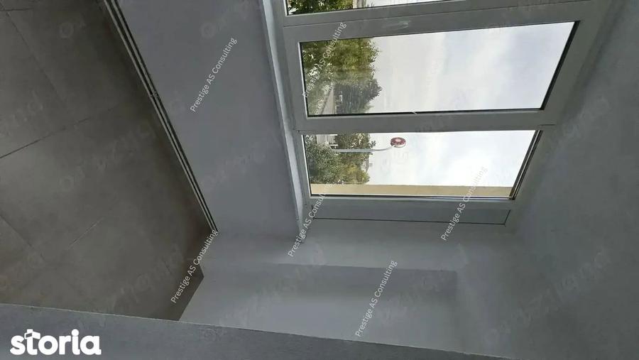 Apartament cu 3 camere decomandat, mobilat în Soarelui