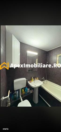 Apartament cu 2 camere decomandat în Tei