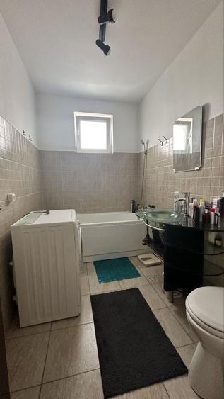 Apartament cu 2 camere în Florești