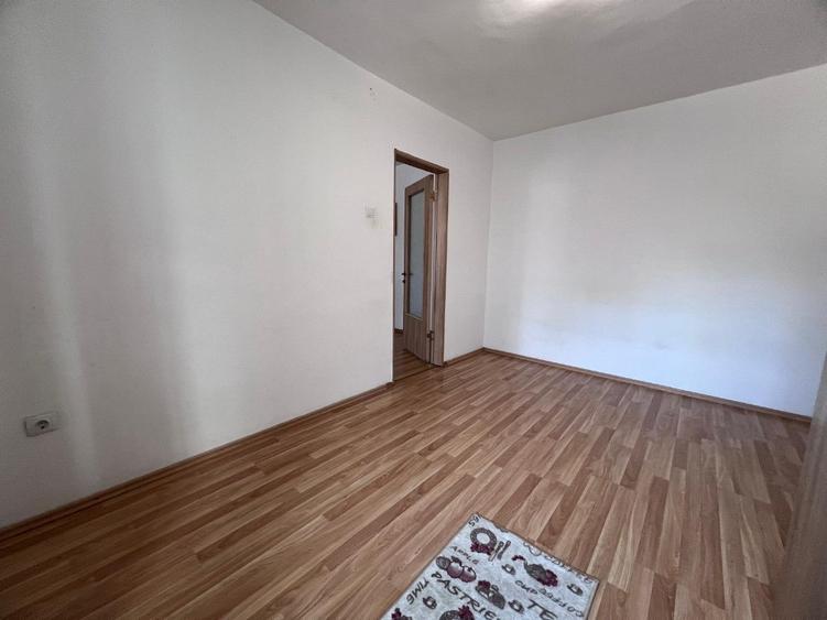 Apartament cu 2 camere semidecomandat în Ultracentral