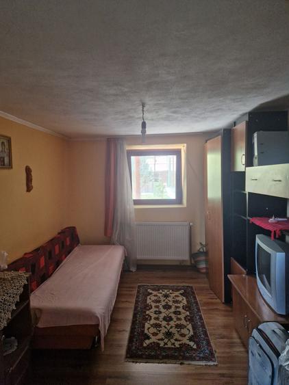 Casă cu 3 camere în Central