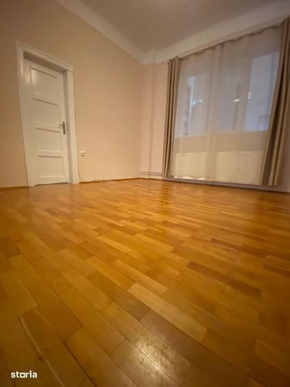 Apartament cu 3 camere în Ultracentral