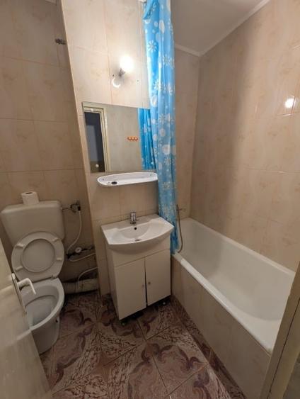 Apartament cu 2 camere decomandat în Găvana
