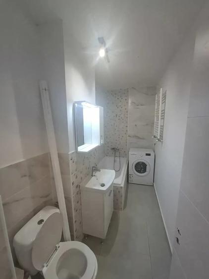 Garsonieră decomandată în Vitan