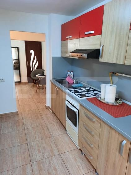 Apartament cu 3 camere decomandat în Vest