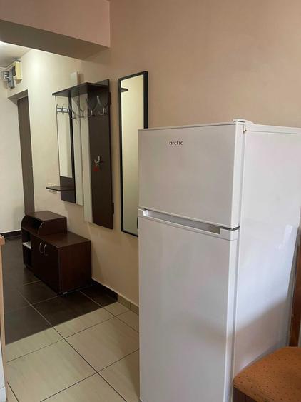Garsonieră decomandată în Brâncoveanu