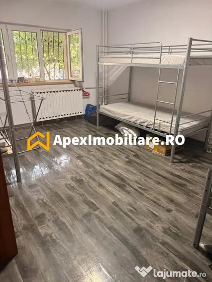 Apartament cu 4 camere decomandat în Timpuri Noi