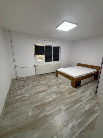 Garsonieră decomandată, mobilată în Aradului