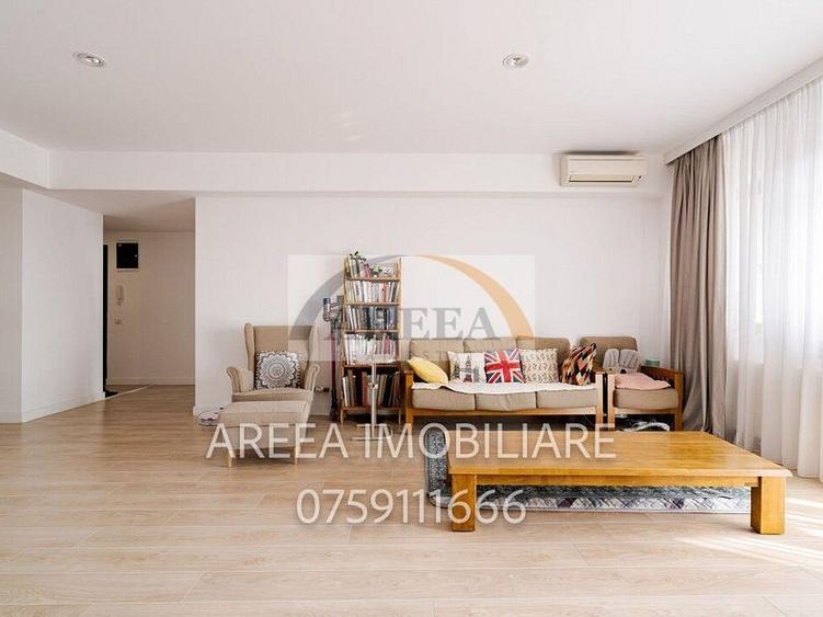 Apartament cu 3 camere în Iancu Nicolae